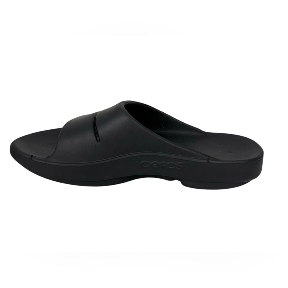 OOFOS OOahh Slides Womens US 9 Mens US 7 Recovery Footwear Sandals Black